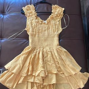 Super cute romper dress! Very comfy